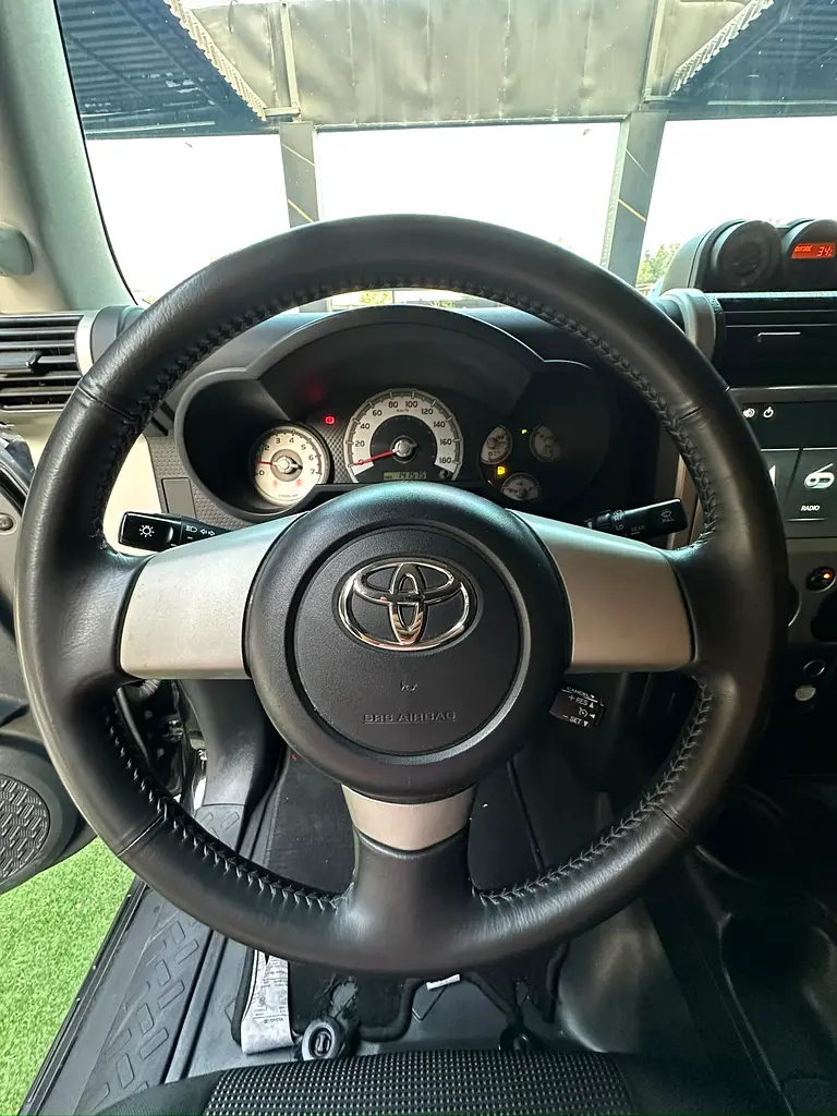 Car Image 2022 TOYOTA FJ CRUISER 