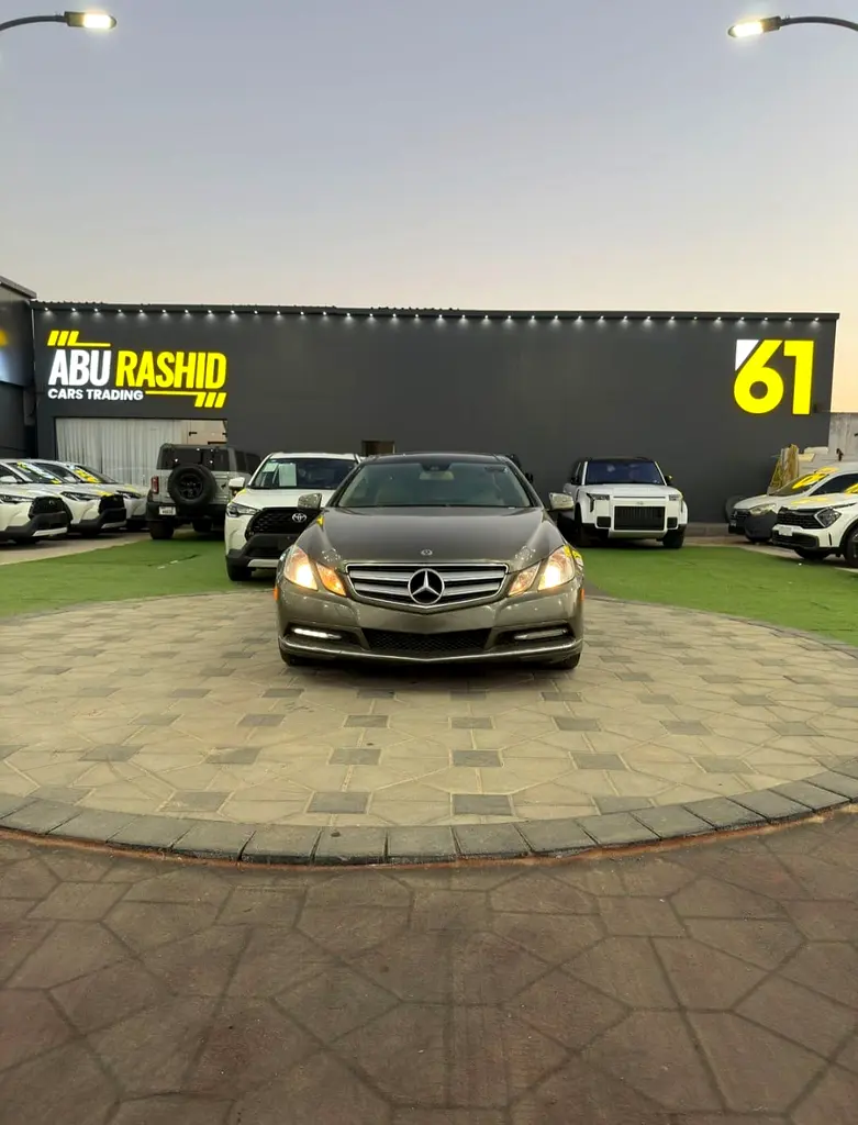 Car Image 2012 MERCEDES E Class 350