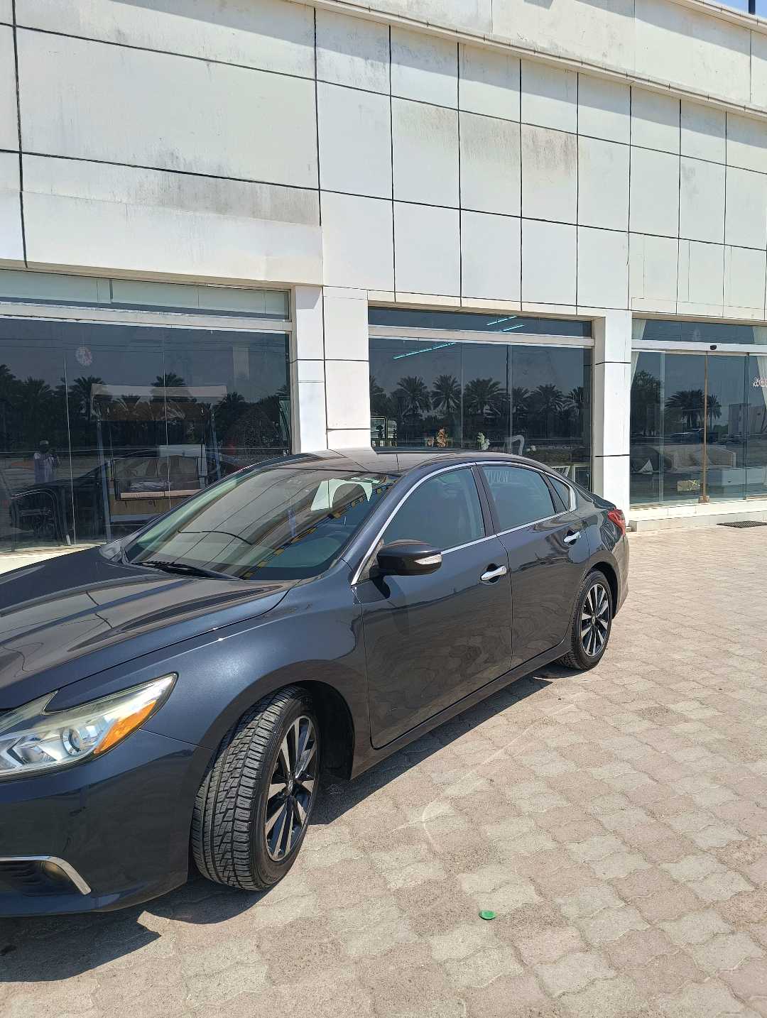 Car Image 2018 NISSAN ALTIMA SL