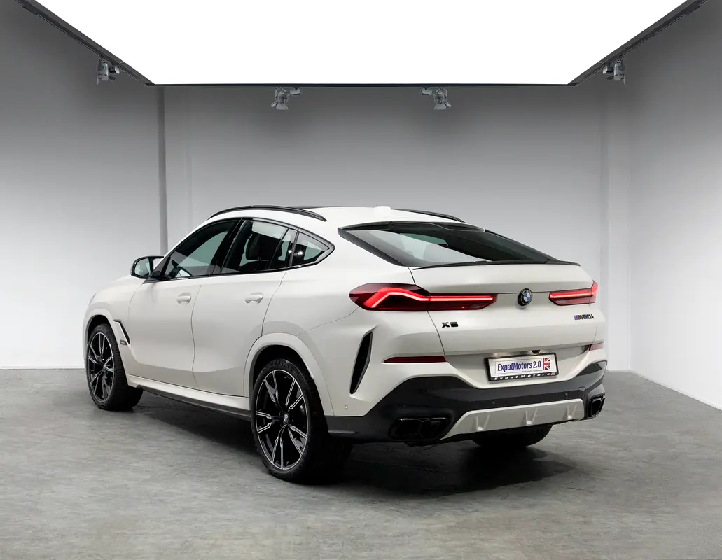 Car Image 2024 BMW X6 M60i xDrive