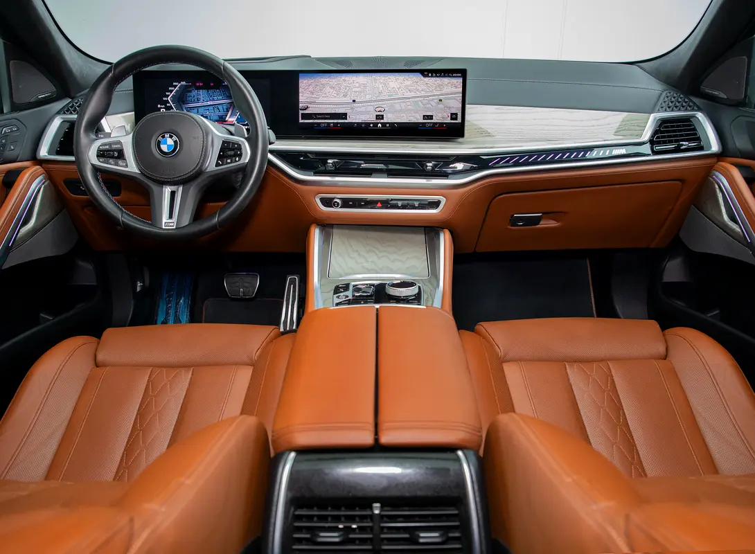 Car Image 2024 BMW X6 M60i xDrive