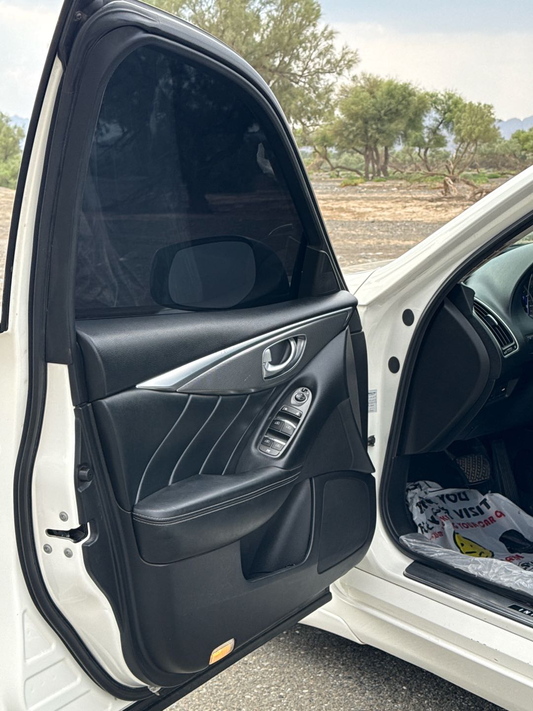 Car Image 2015 INFINITI Q Q50