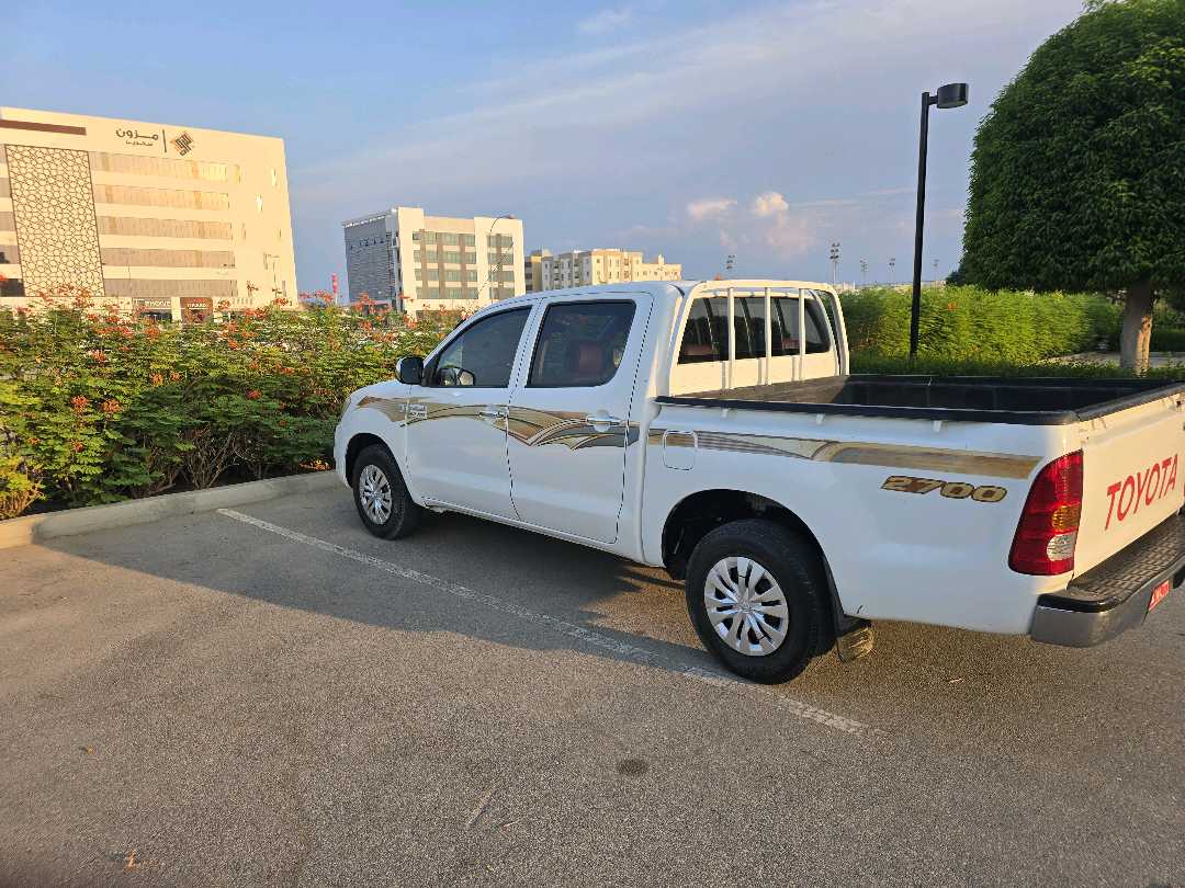 Car Image 2009 TOYOTA HILUX 4.0