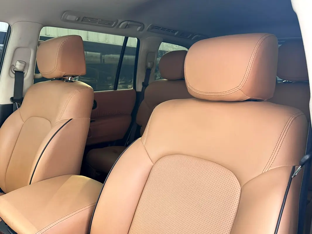 Car Image 2019 NISSAN PATROL LE