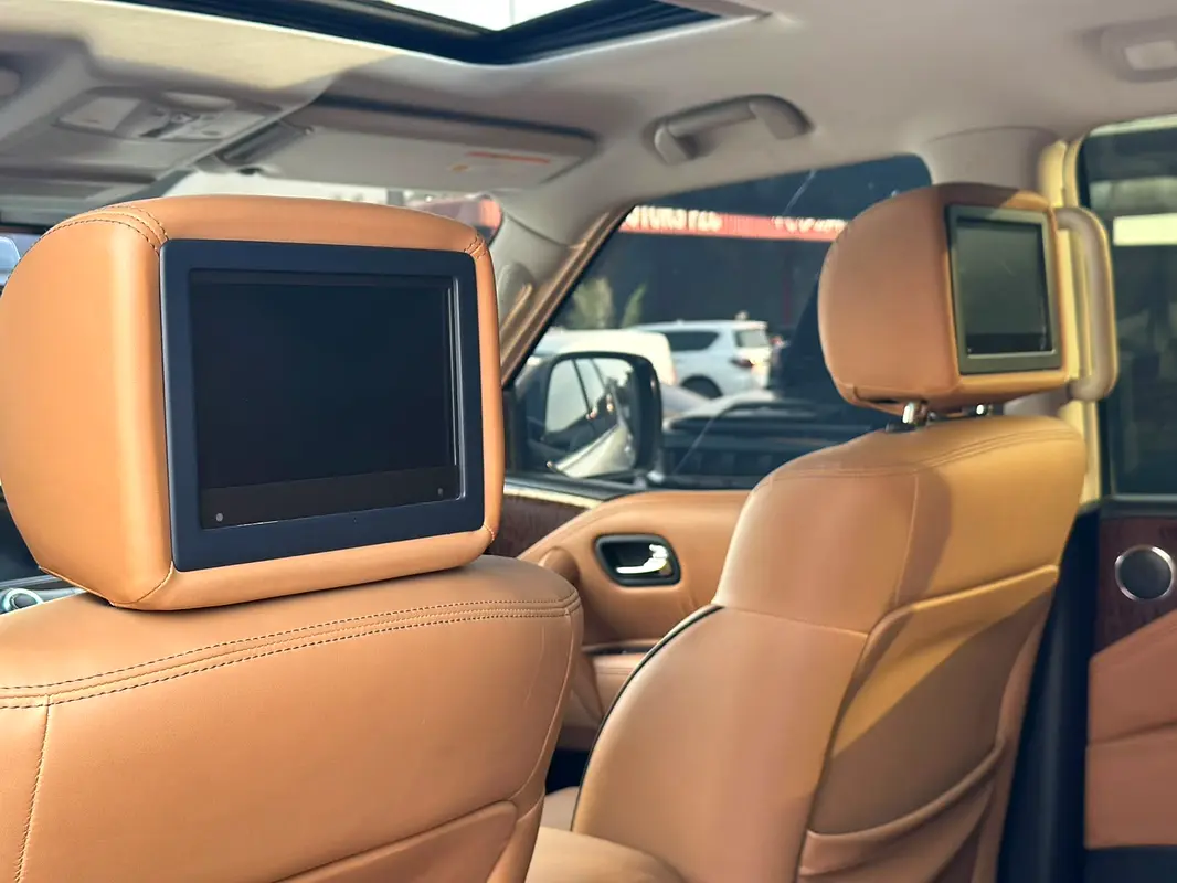 Car Image 2019 NISSAN PATROL LE