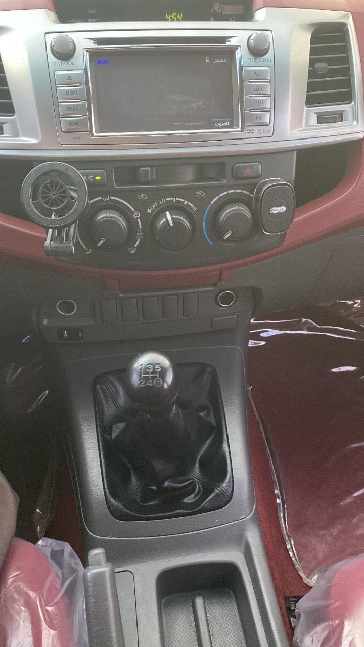 Car Image 2014 TOYOTA HILUX 2.7