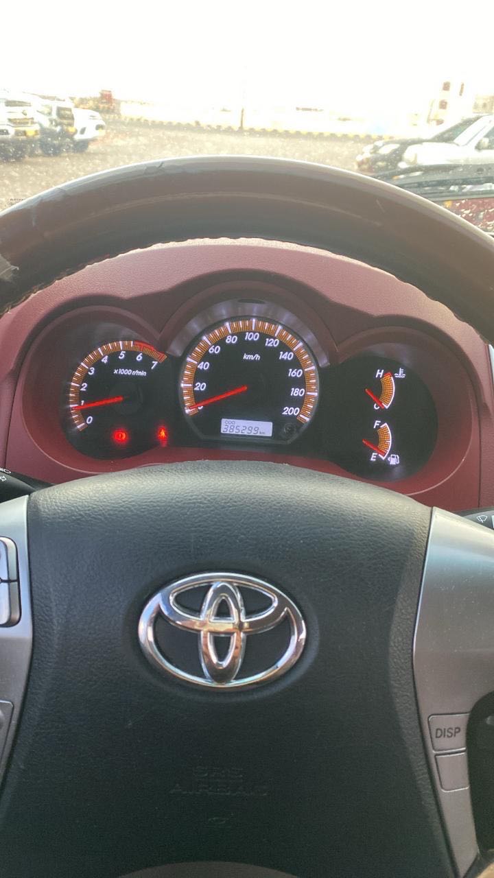 Car Image 2014 TOYOTA HILUX 2.7