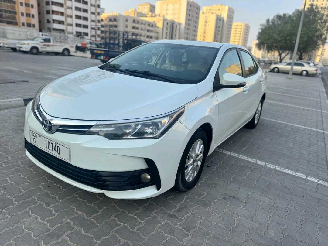 Car Image 2019 TOYOTA COROLLA XLI