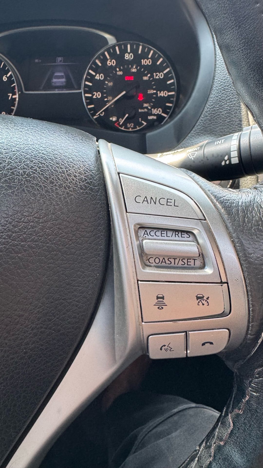 Car Image 2016 NISSAN ALTIMA SL