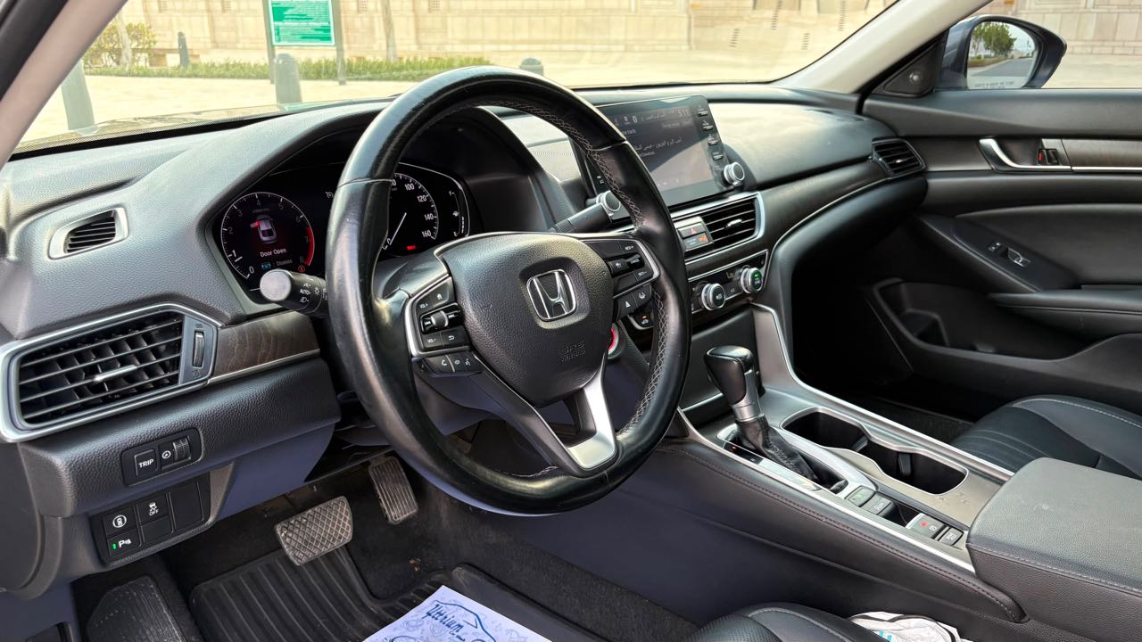 Car Image 2021 HONDA ACCORD EXL