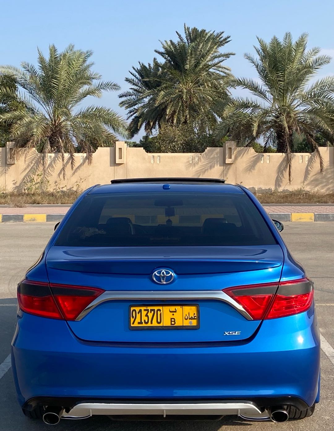 Car Image 2016 TOYOTA CAMRY SE