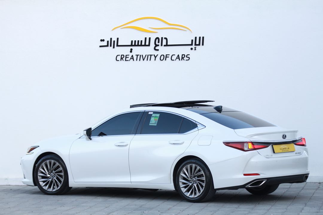 Car Image 2019 LEXUS ES 350 Luxury