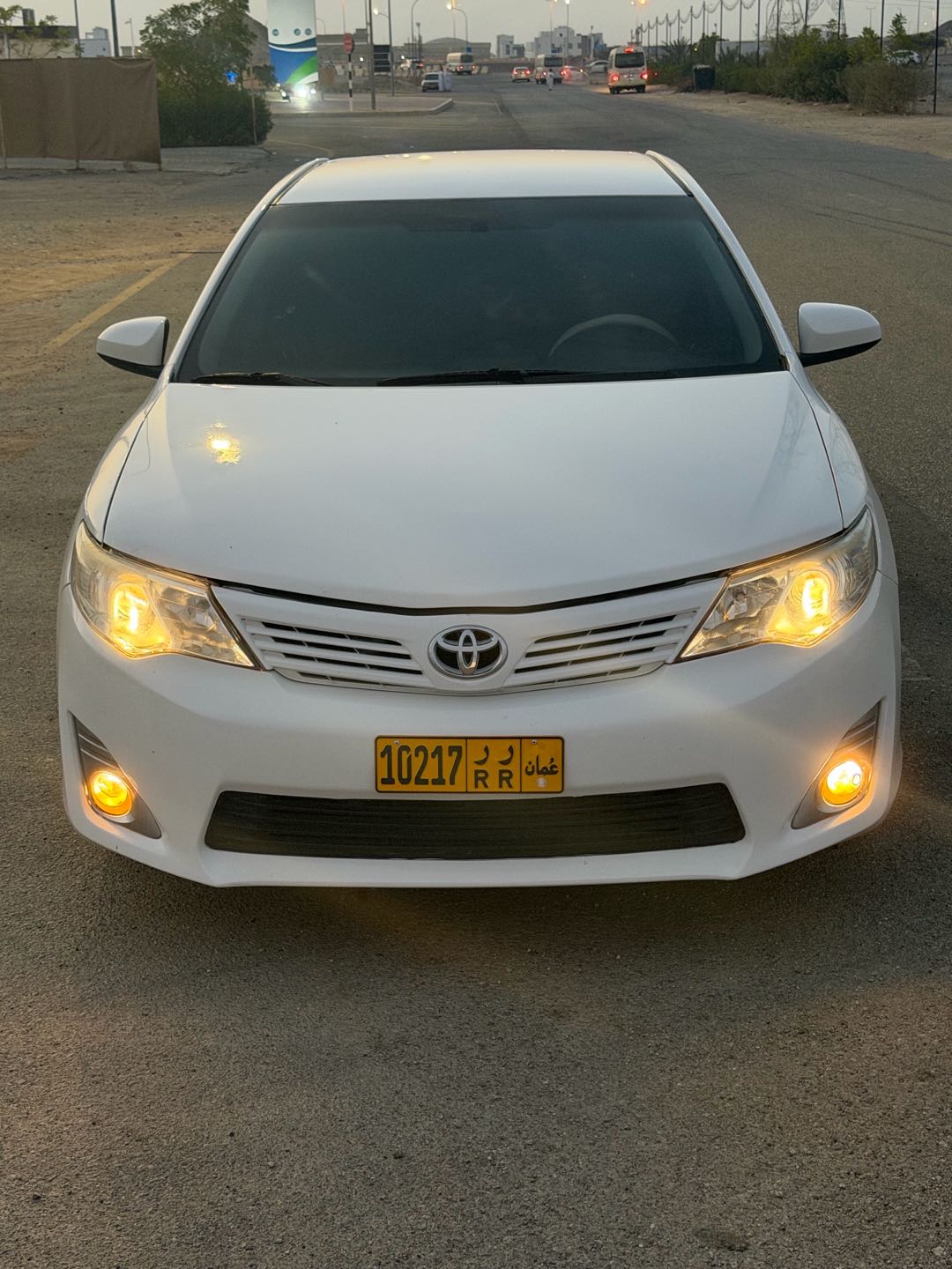 Car Image 2014 TOYOTA CAMRY GL