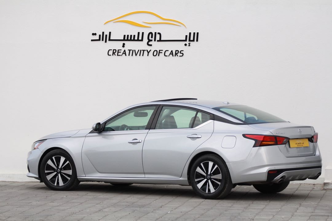 Car Image 2019 NISSAN ALTIMA SL