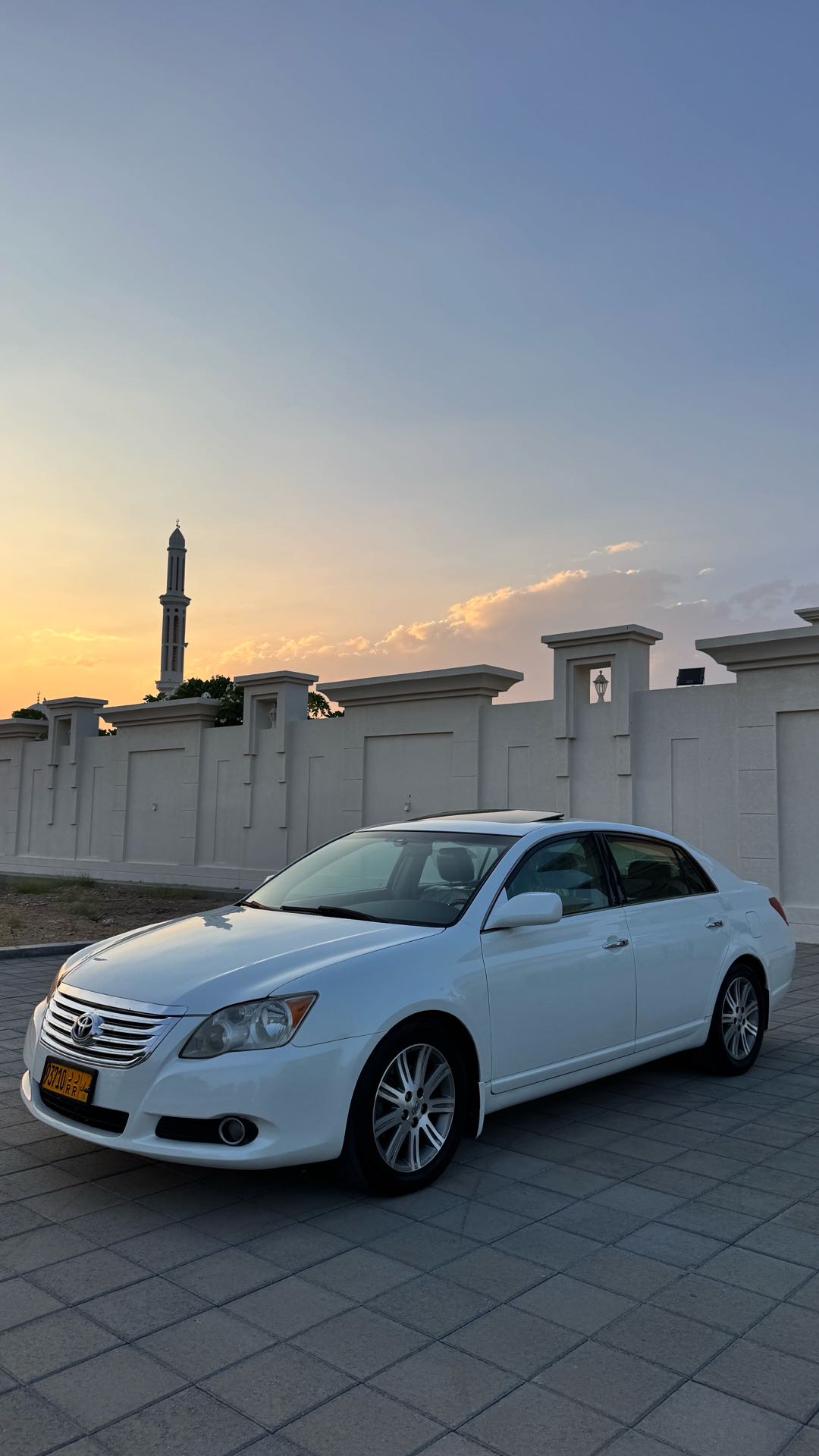 Car Image 2009 TOYOTA AVALON grande