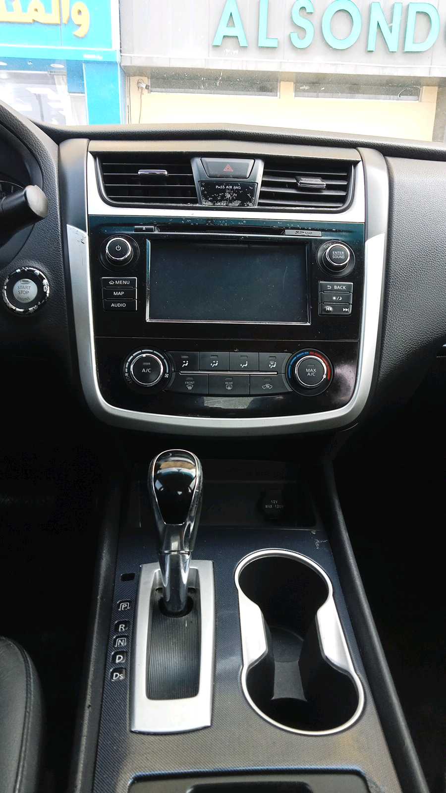 Car Image 2018 NISSAN ALTIMA SR