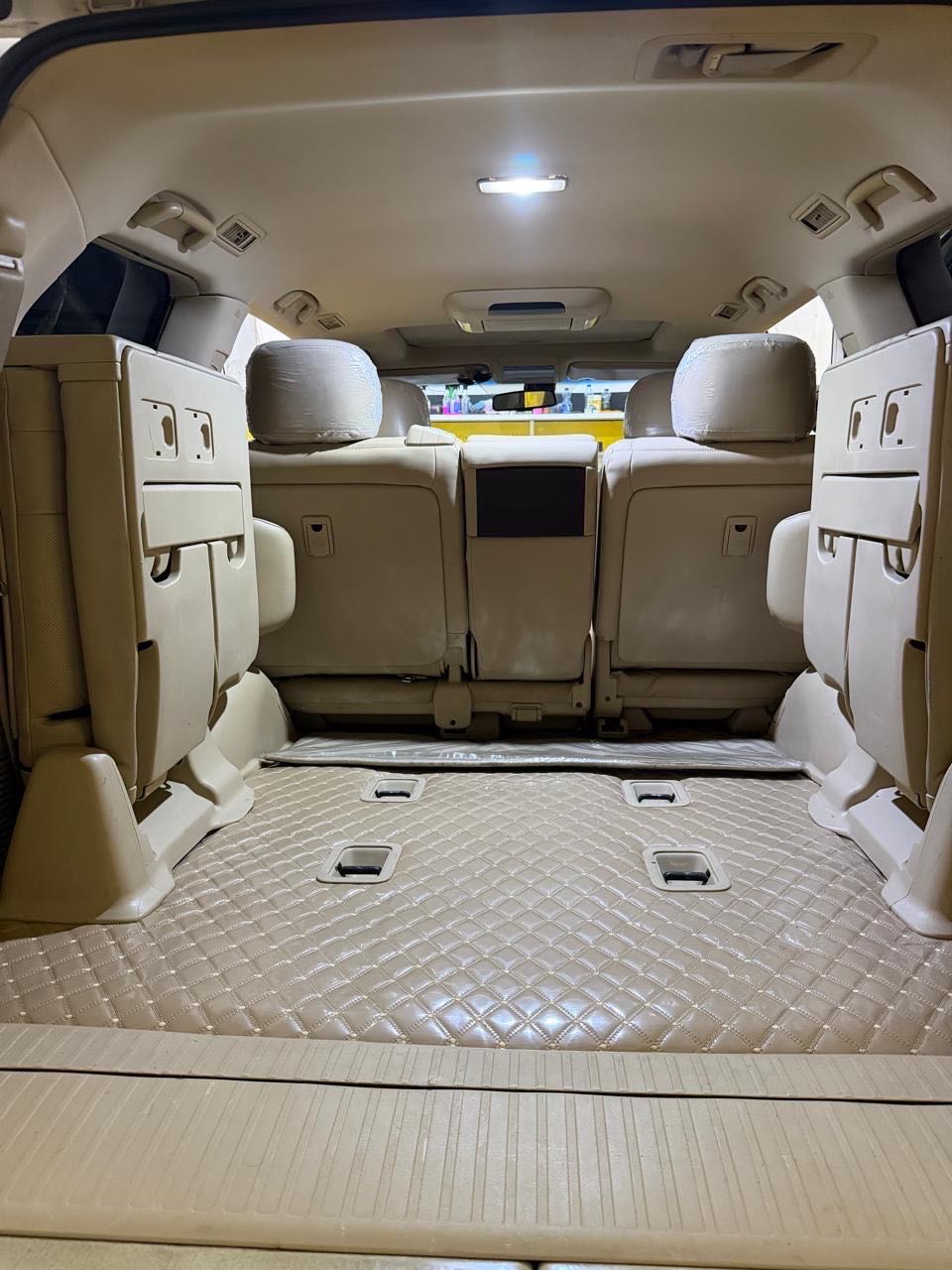 Car Image 2009 LEXUS LX 570 Luxury