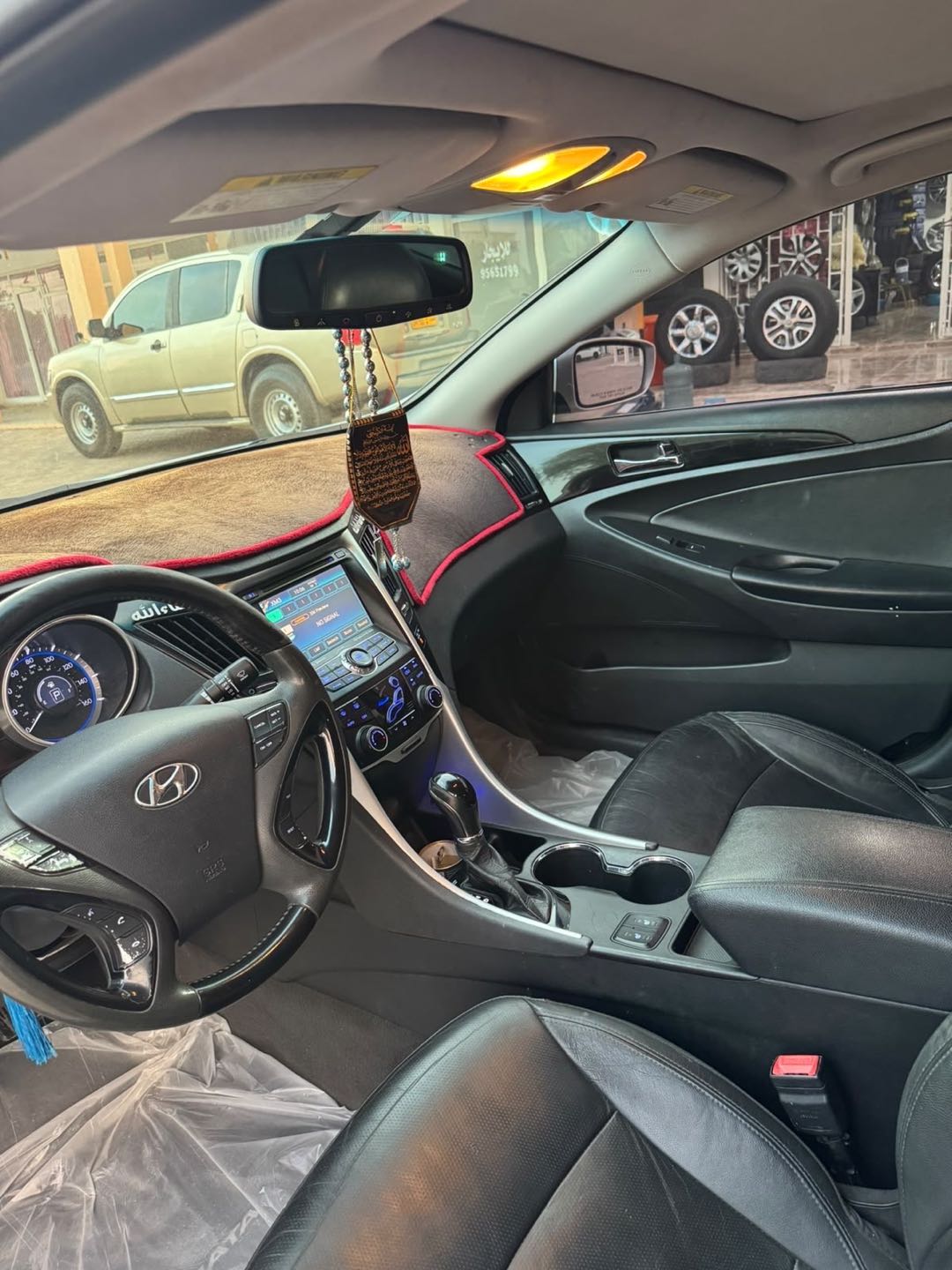 Car Image 2012 HYUNDAI SONATA 