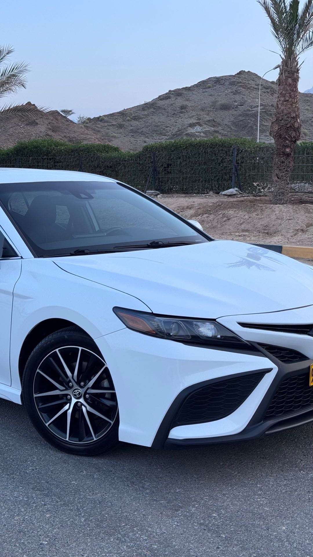 Car Image 2021 TOYOTA CAMRY SE