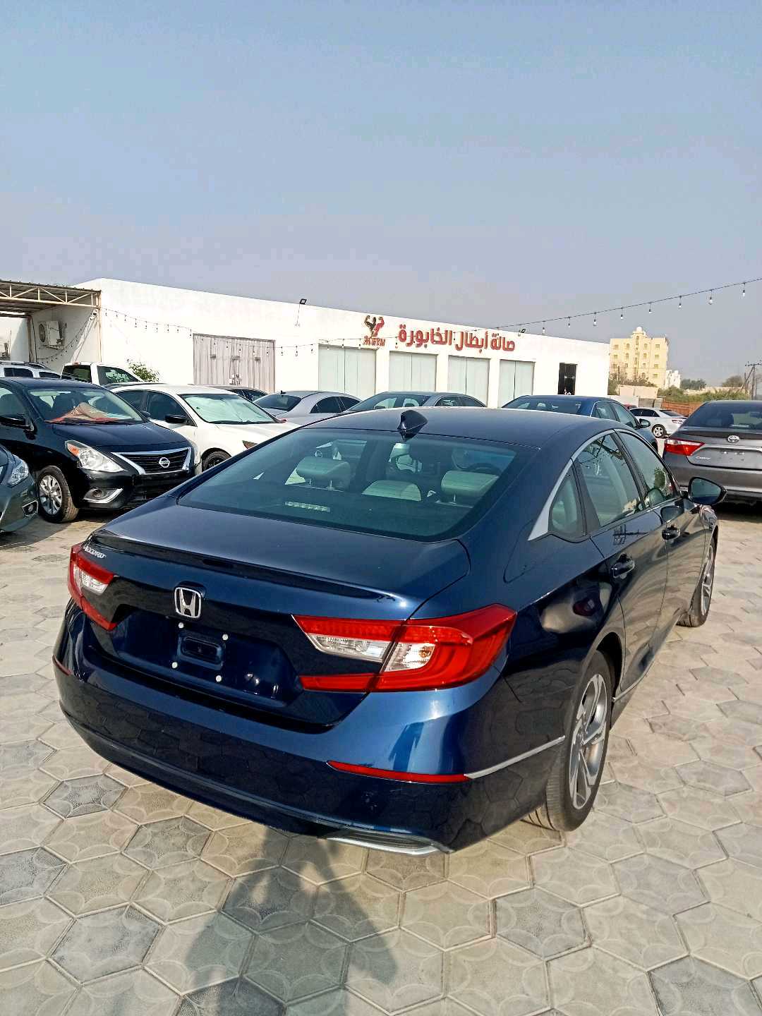 Car Image 2020 HONDA ACCORD EXL