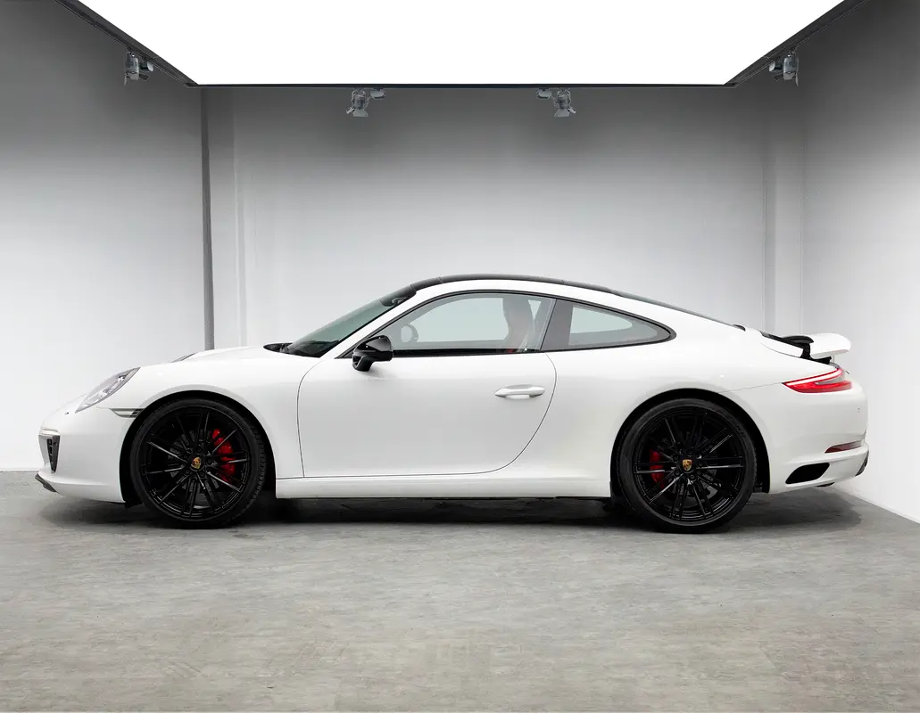 Car Image 2017 PORSCHE 911 Carrera