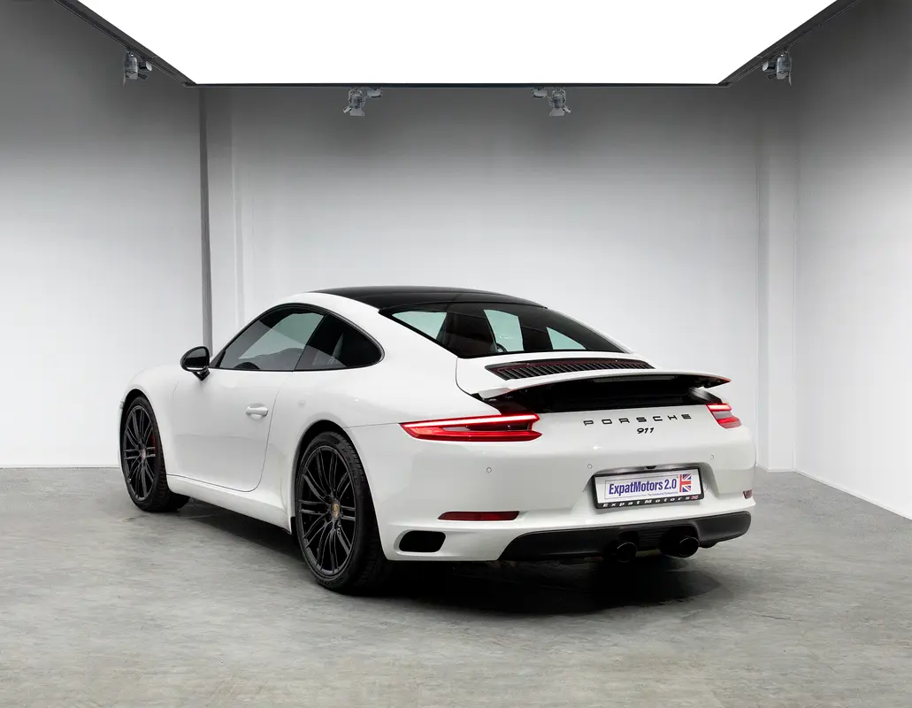 Car Image 2017 PORSCHE 911 Carrera