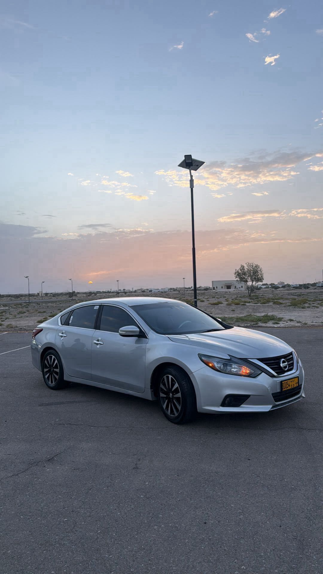 Car Image 2018 NISSAN ALTIMA SL