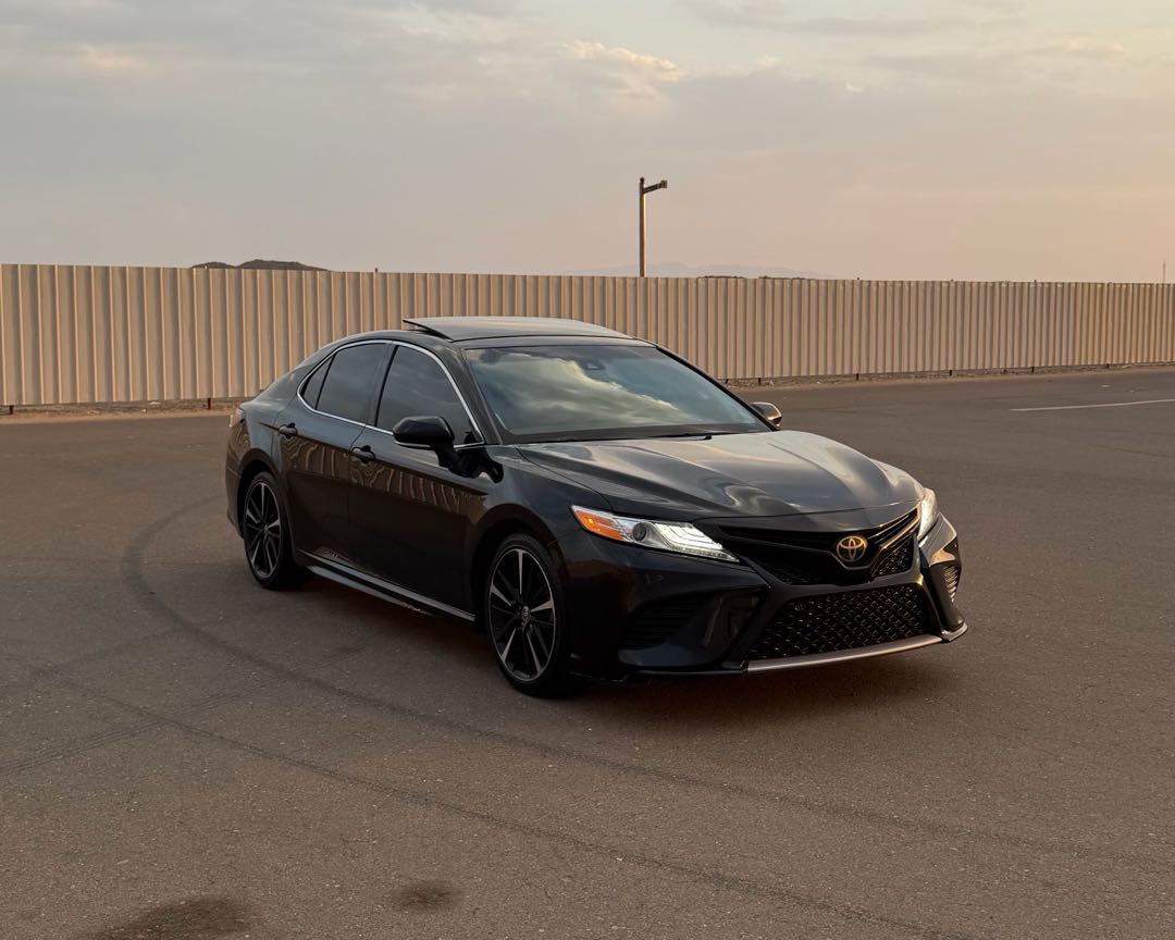 Car Image 2018 TOYOTA CAMRY XSE