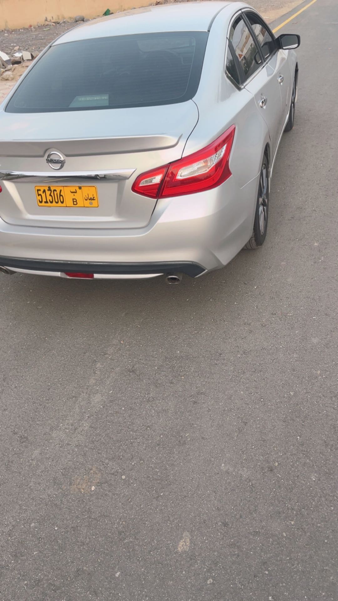 Car Image 2016 NISSAN ALTIMA SV