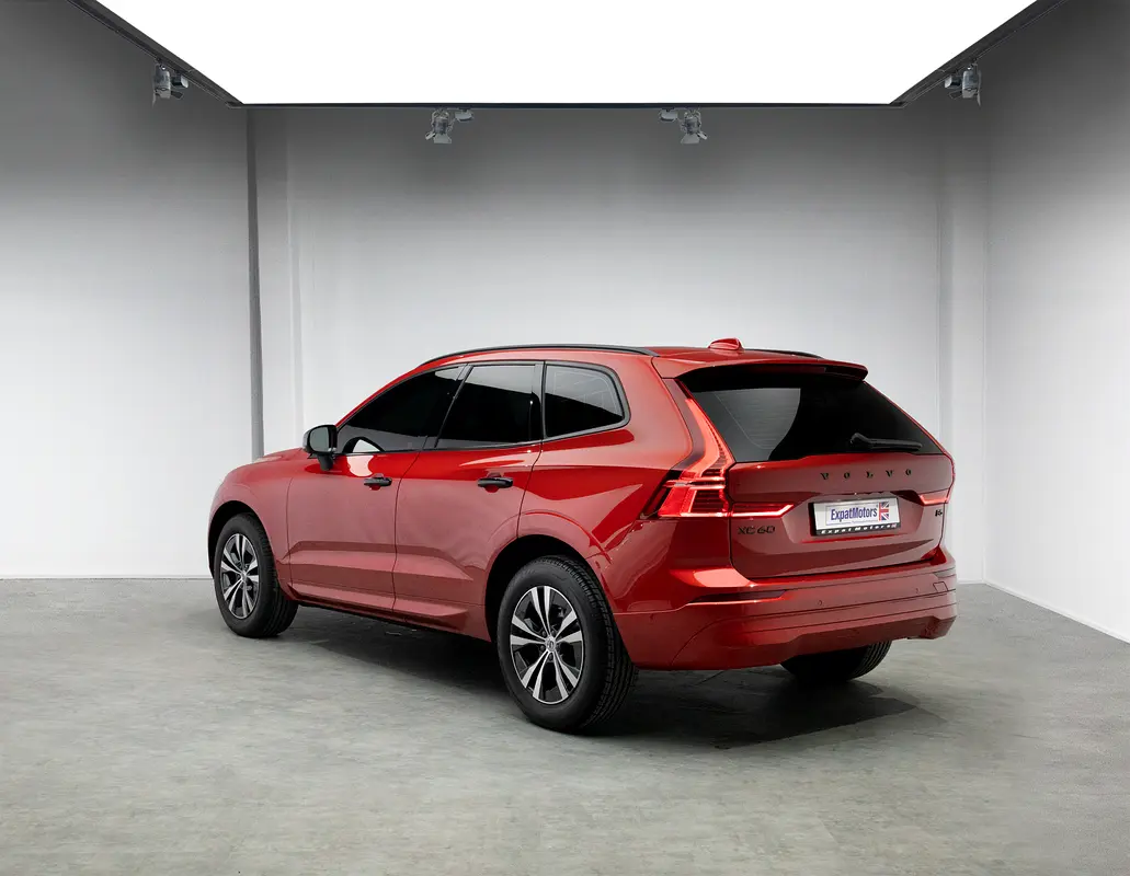 Car Image 2022 VOLVO XC60 