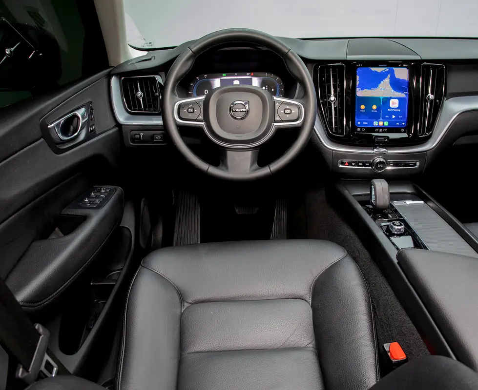 Car Image 2022 VOLVO XC60 