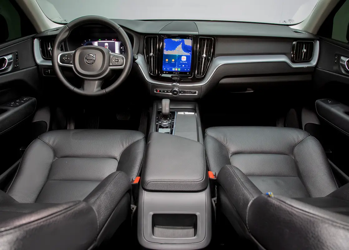 Car Image 2022 VOLVO XC60 
