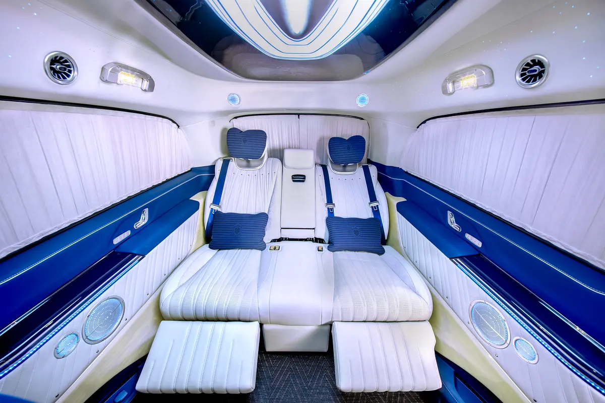 Car Image 2025 MERCEDES V  CLASS 