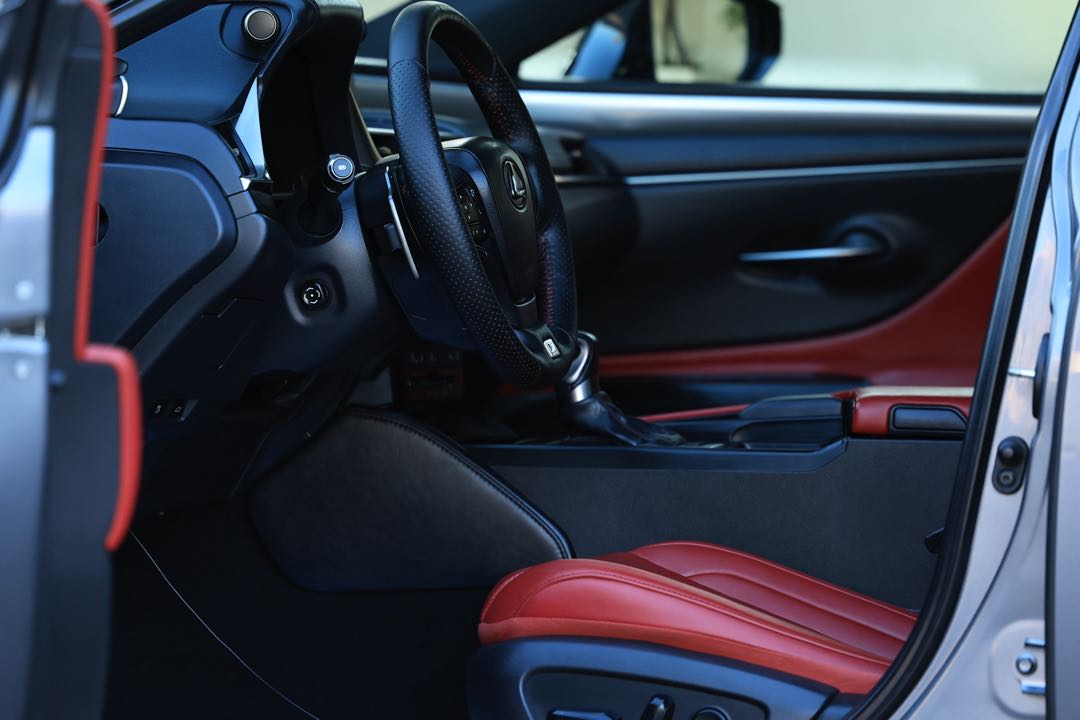 Car Image 2019 LEXUS ES 350