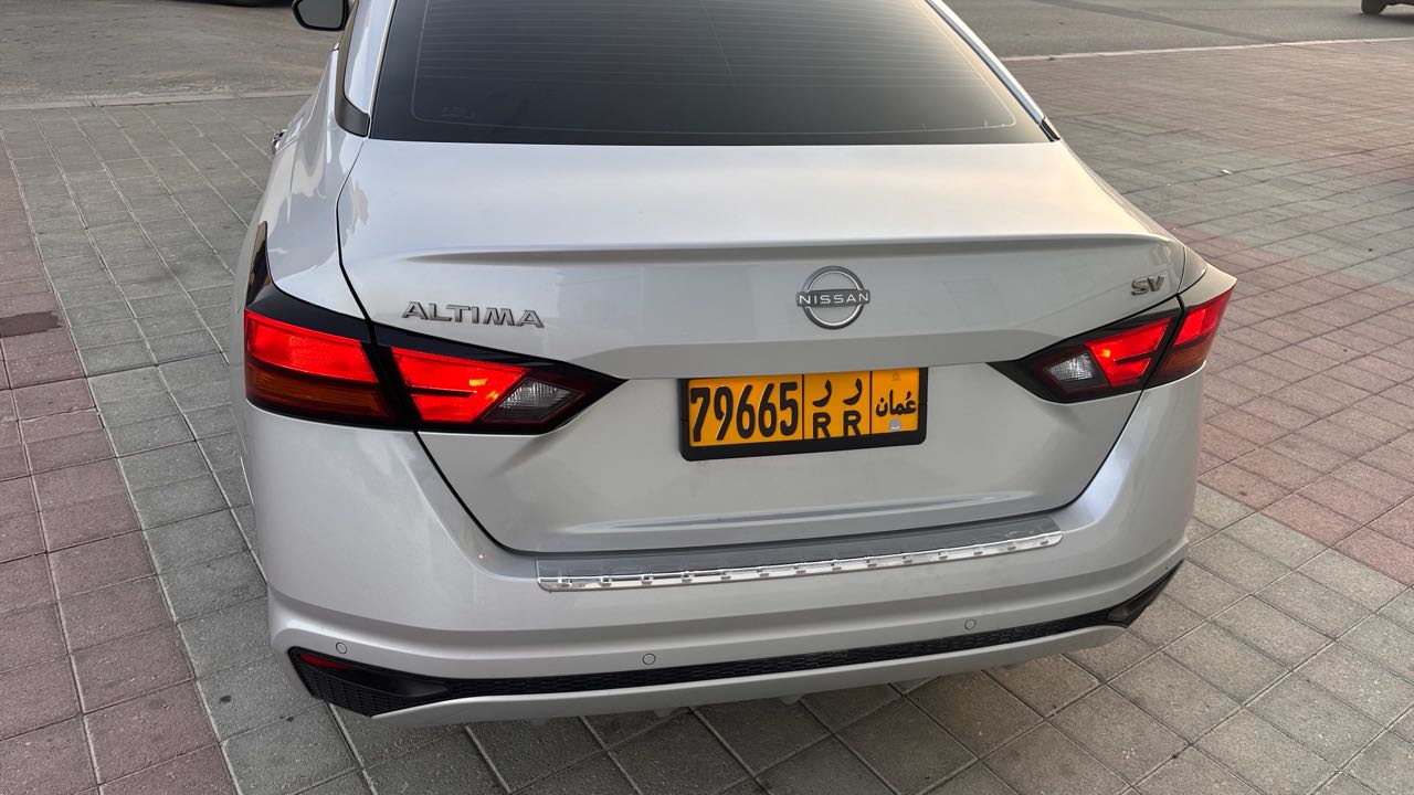 Car Image 2023 NISSAN ALTIMA SV