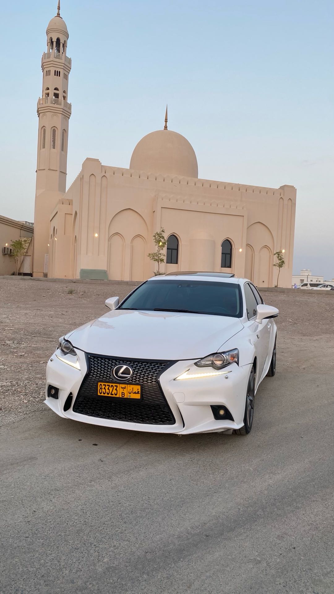 Car Image 2014 LEXUS IS 