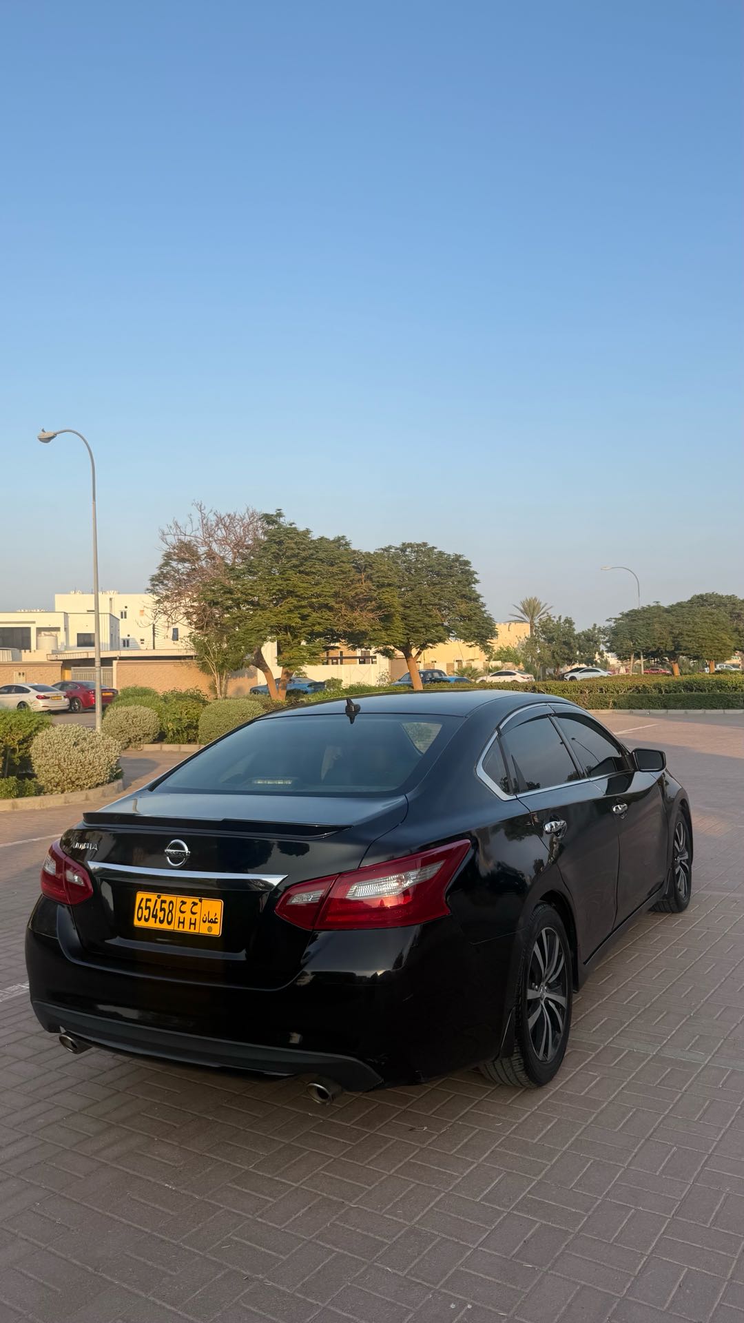 Car Image 2018 NISSAN ALTIMA SV