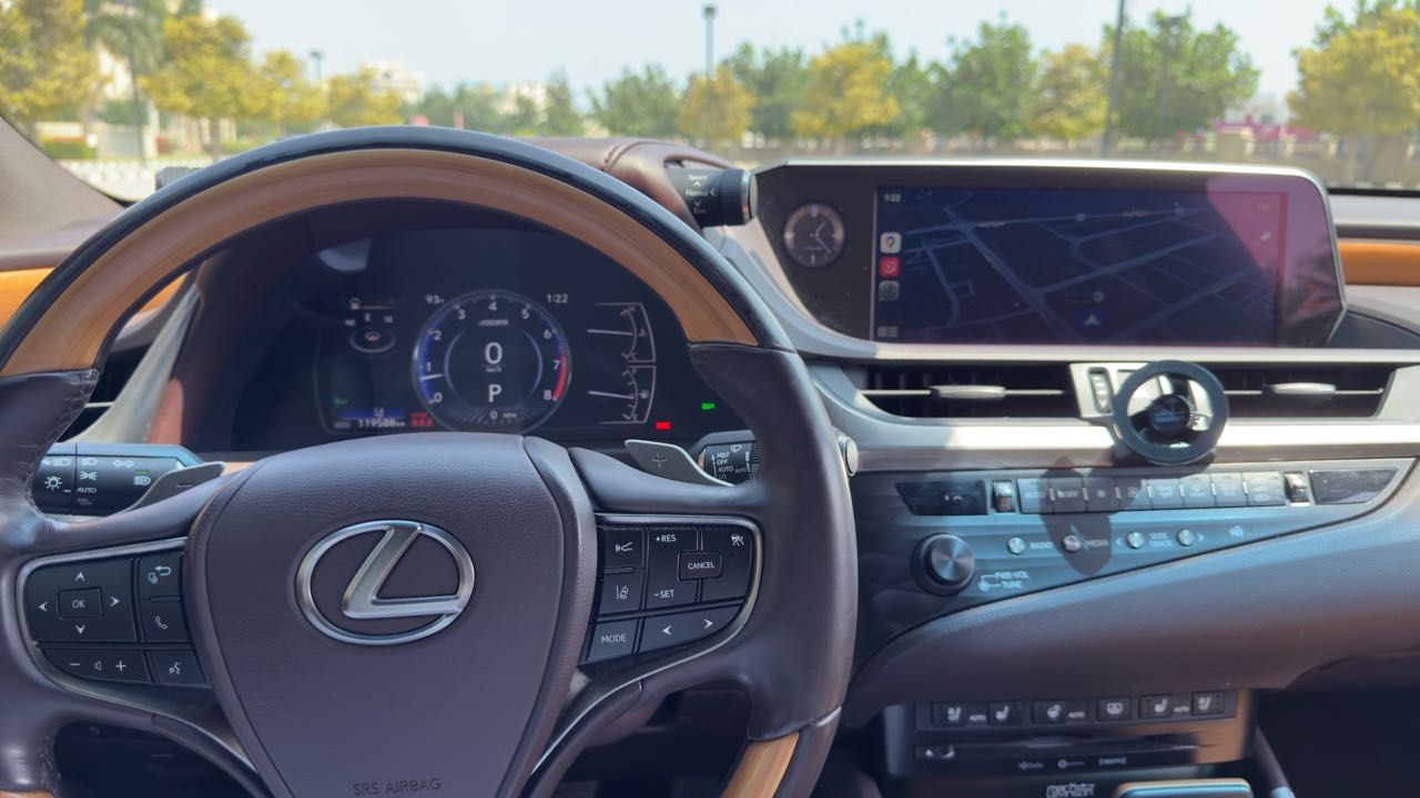 Car Image 2019 LEXUS ES 350 Luxury