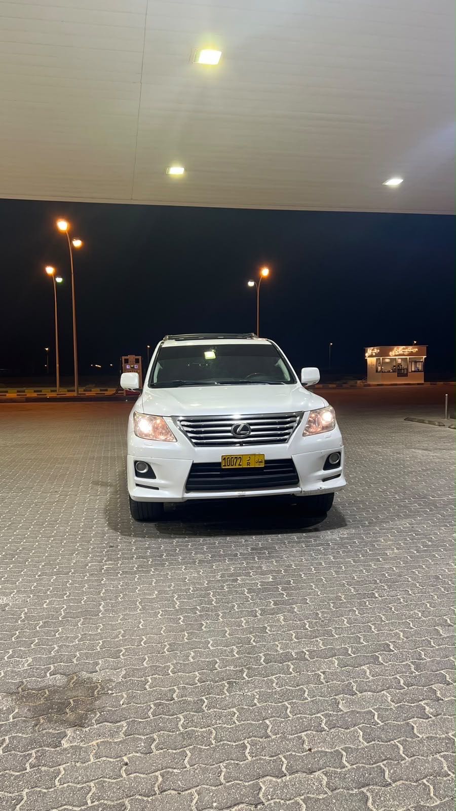 Car Image 2011 LEXUS LX 570 Luxury