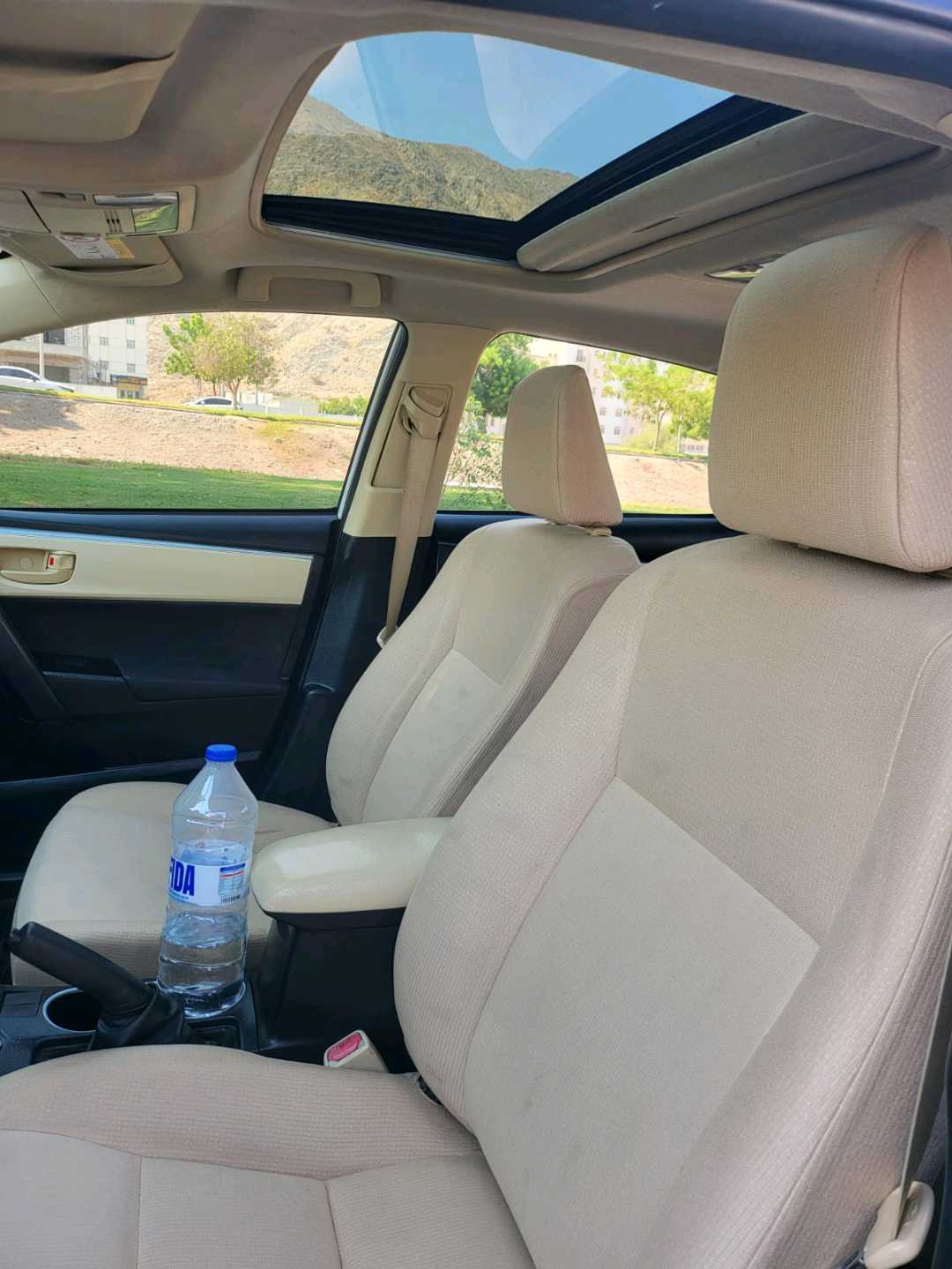 Car Image 2019 TOYOTA COROLLA XLI