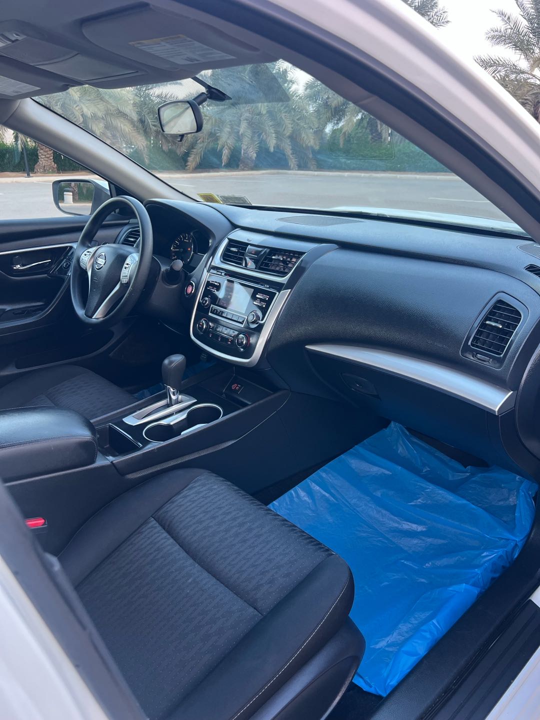 Car Image 2018 NISSAN ALTIMA SV