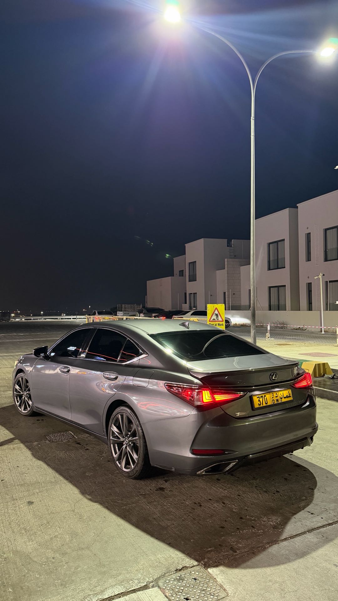 Car Image 2019 LEXUS ES F350