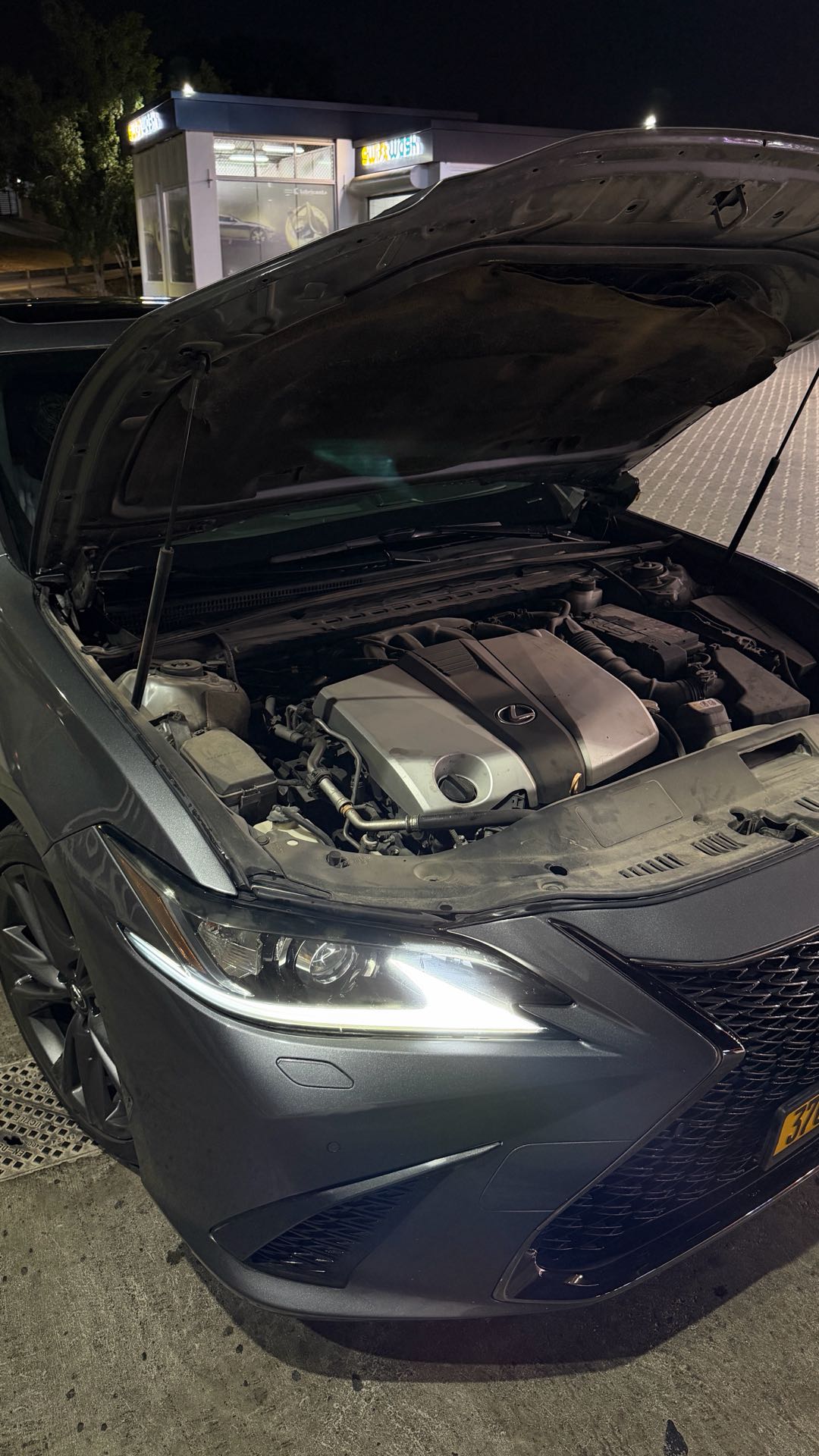 Car Image 2019 LEXUS ES F350