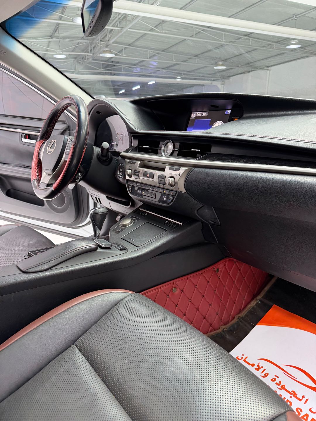 Car Image 2015 LEXUS ES 350