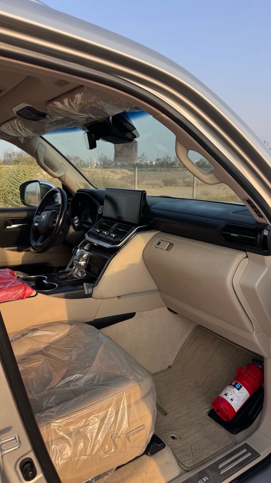 Car Image 2023 TOYOTA LAND CRUISER VX.R