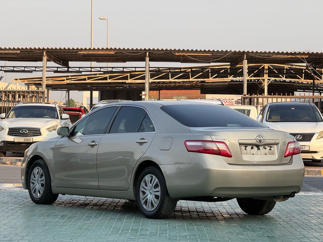 Car Image 2007 TOYOTA CAMRY LE