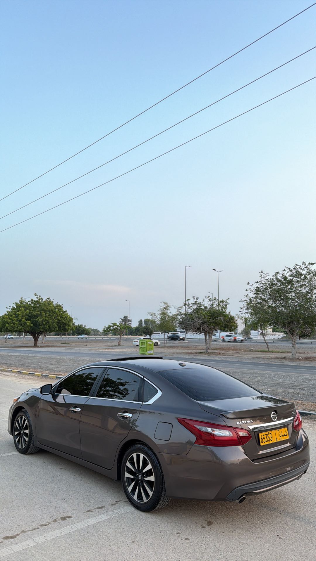 Car Image 2017 NISSAN ALTIMA SL