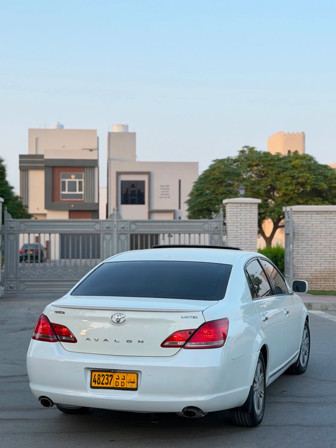 Car Image 2008 TOYOTA AVALON LIMITED