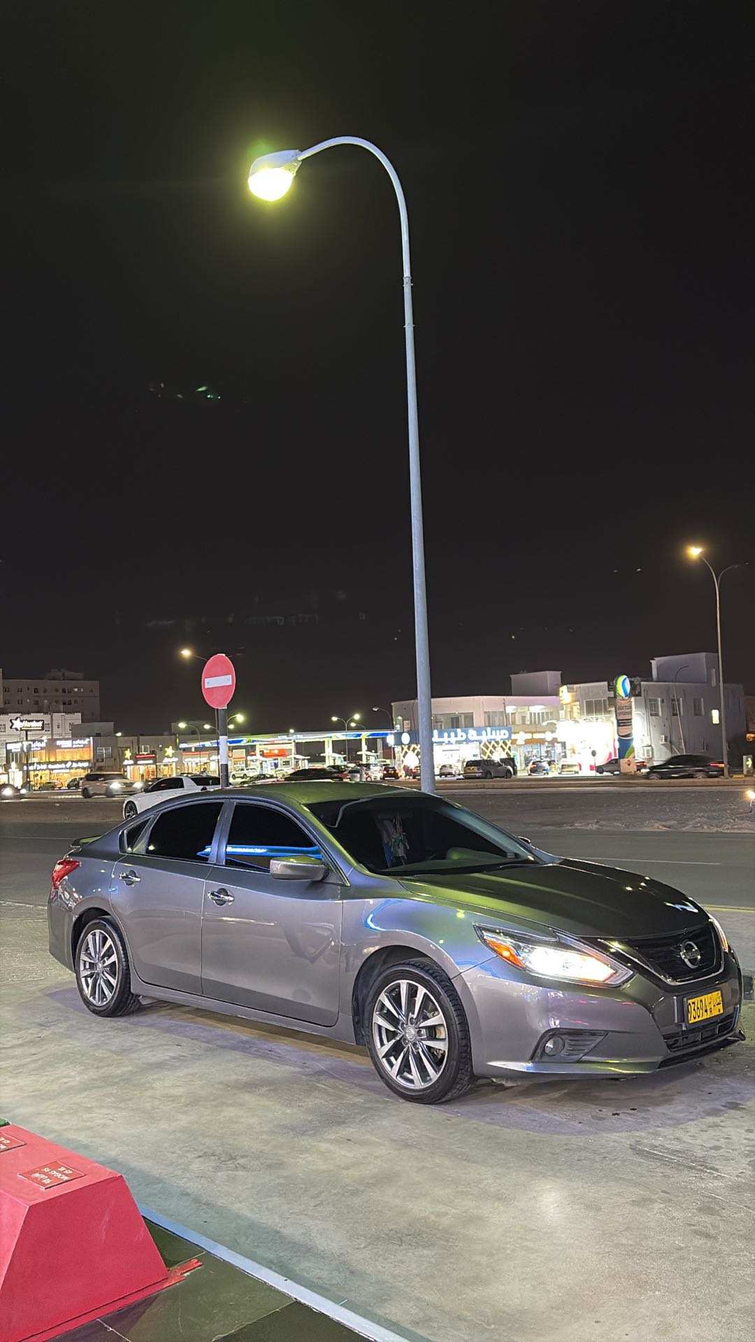 Car Image 2016 NISSAN ALTIMA SL