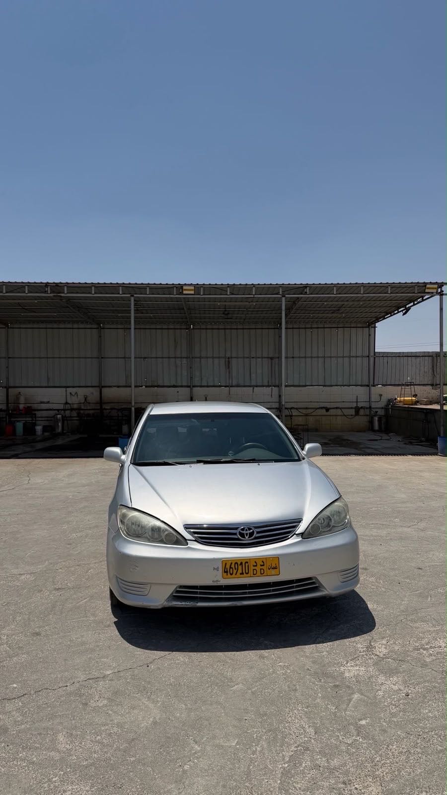Car Image 2005 TOYOTA CAMRY LE